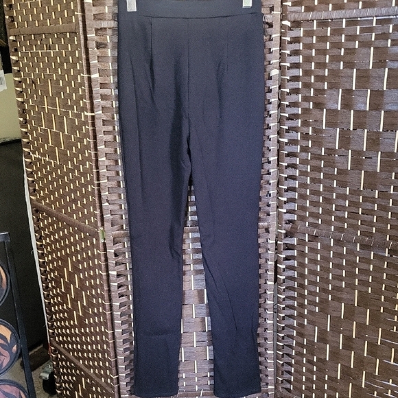 Revolve H:ours Elegant Black Women's Pants - Picture 2 of 5